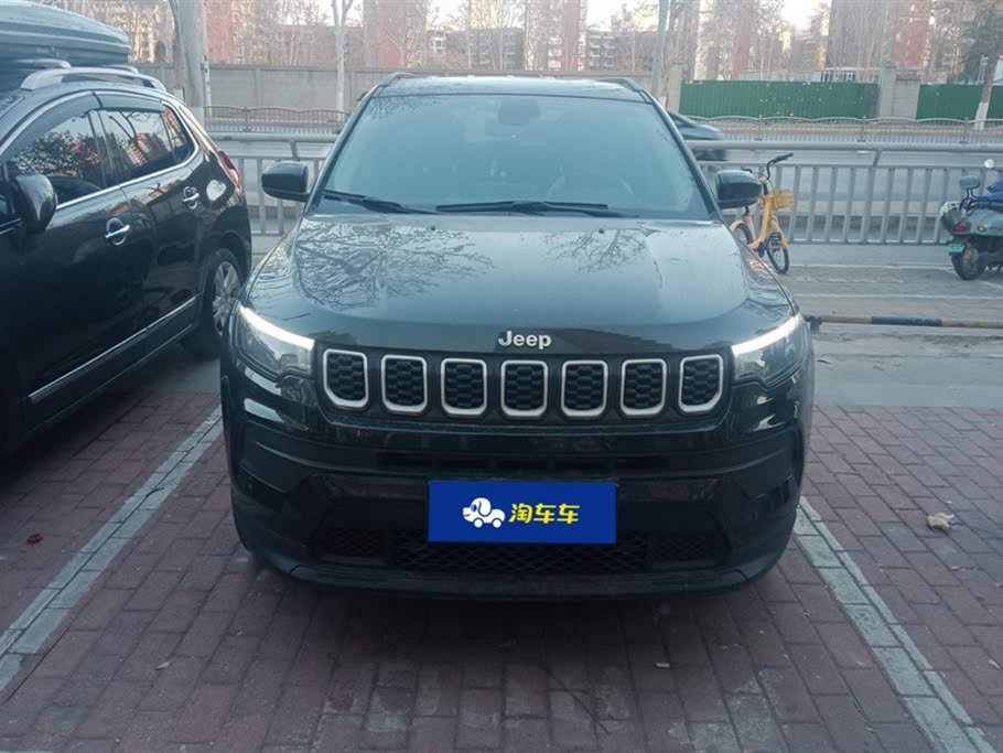 Jeep Compass 220T AT Comfort 2021