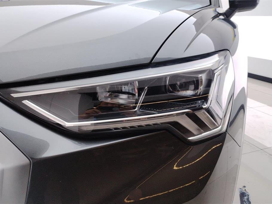 Audi Q3 35 TFSI Dynamic Edition 2020