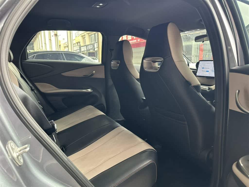BYD Dolphin 2023 420km Freedom Edition