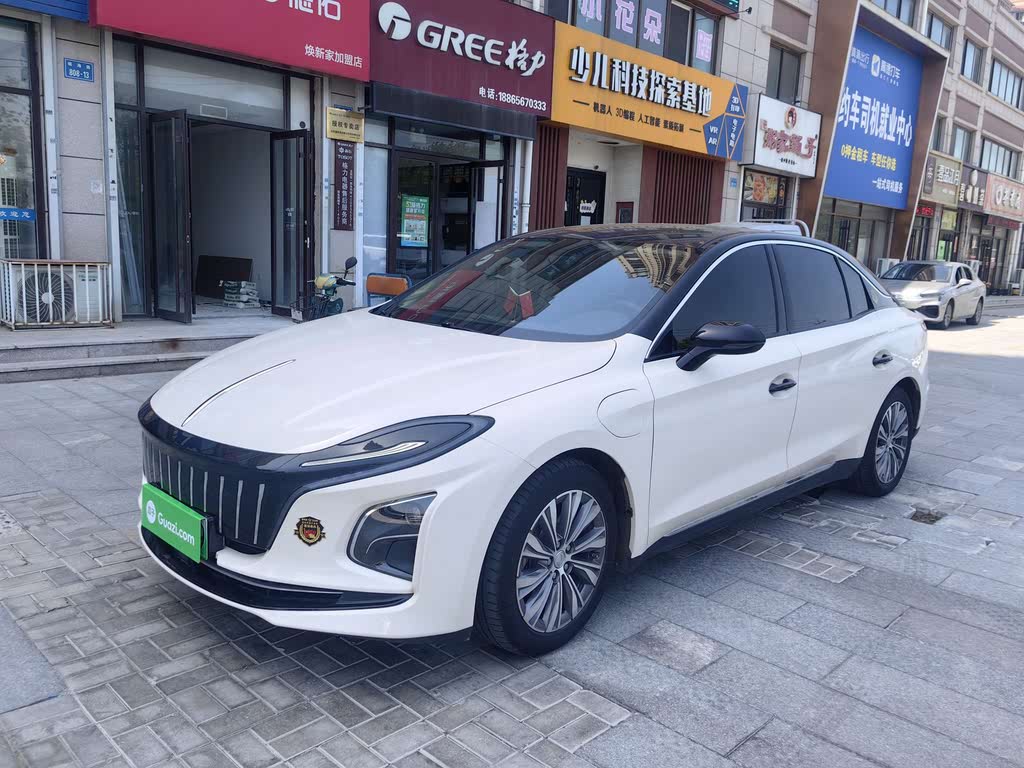 Hongqi E-QM5 2023 620km PLUS