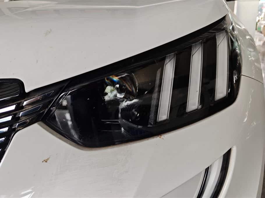 Peugeot 2008 230THP THE ONE 2022 года