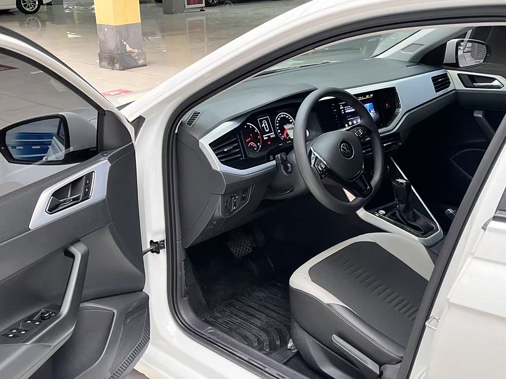 Polo Plus 1.5L AT Panoramic Enjoy Edition (2021)