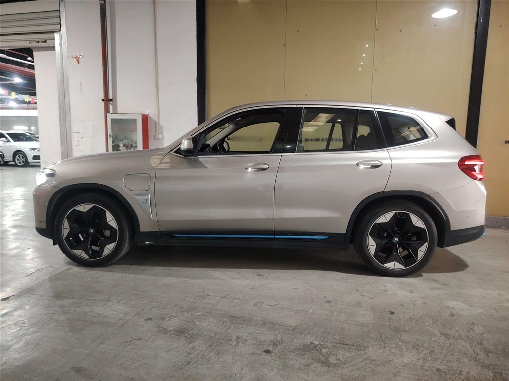 BMW iX3 (G08) Рестайлинг 2021 Premier