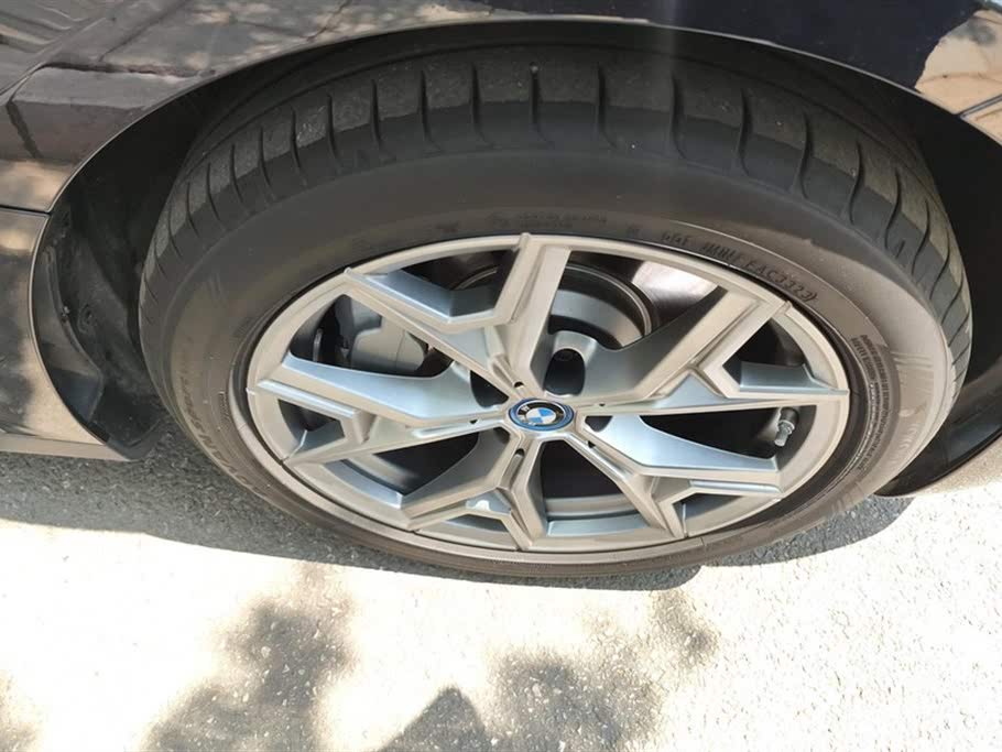 BMW i3 eDrive 35L 2024