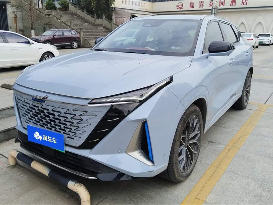 Changan Oshan Z6 iDD (Plug-in Hybrid) 150KM Flagship PLUS с интеллектуальной парковкой (2022)