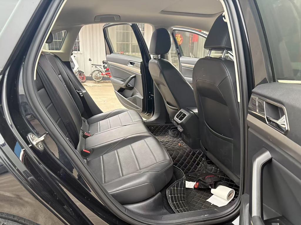 Volkswagen Lavida 2021 1.5 AT Comfort