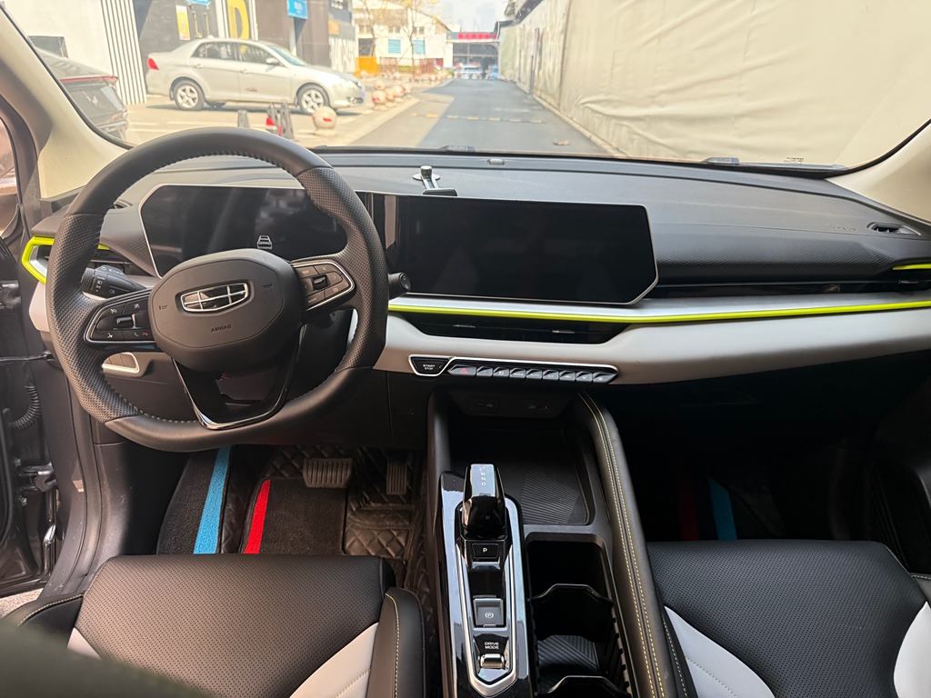 Geely Coolray 2022 1.5TD DCT Battle Edition