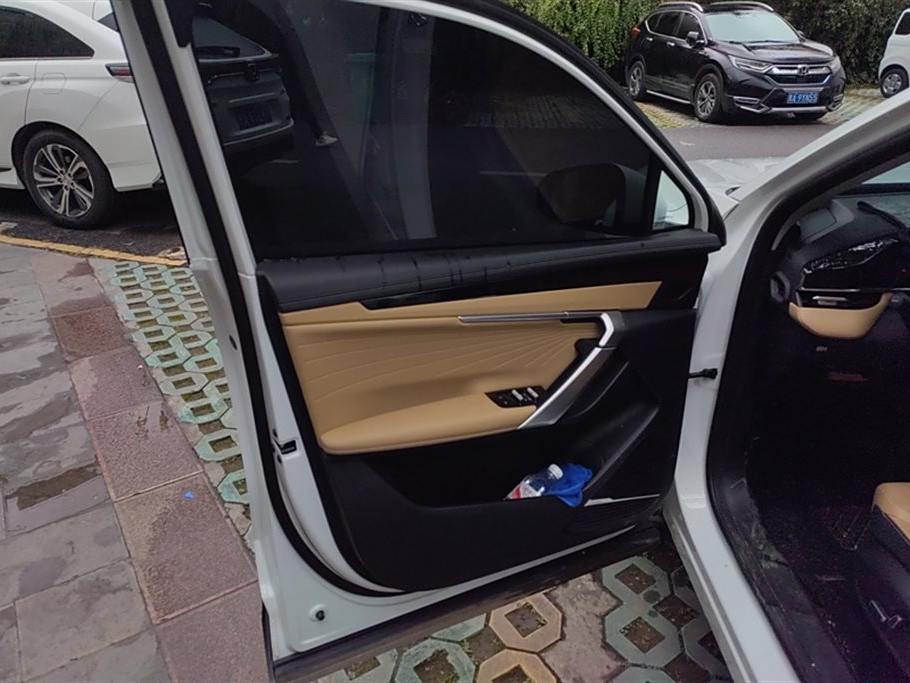 Geely Boyue L 2023 2.0TD DCT Premium