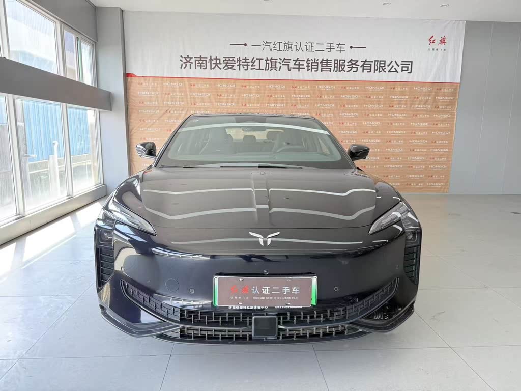 Hongqi EH7 690 Pro 2024