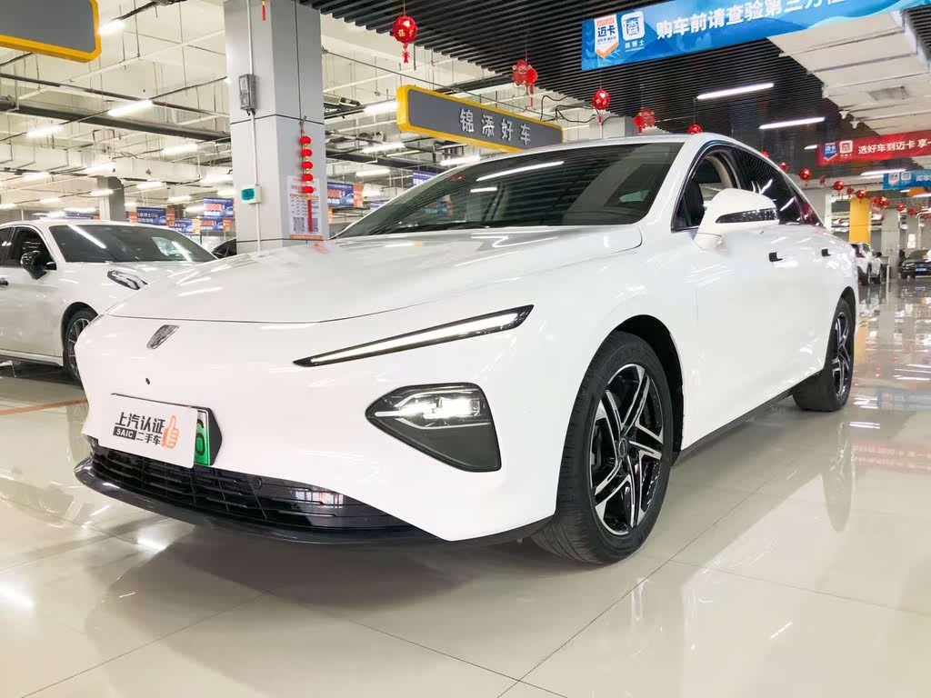 Roewe D7 2023 EV 510 км Flagship (задний привод)