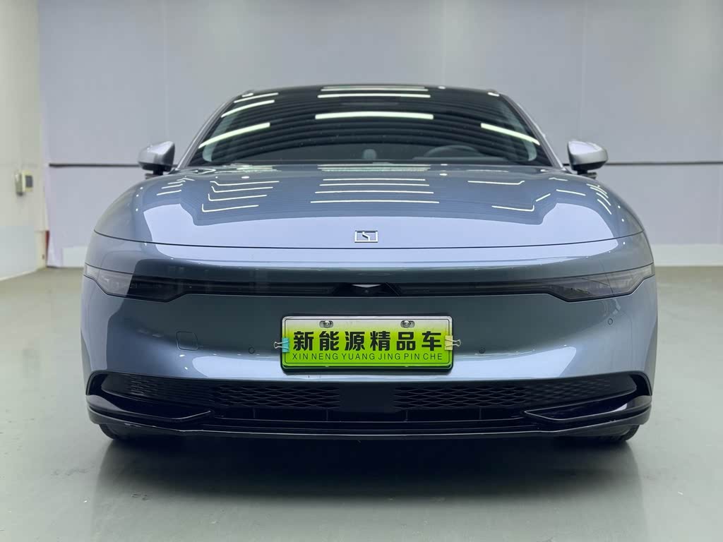 ZEEKR 007 2024 Заднеприводная версия 75 kWh