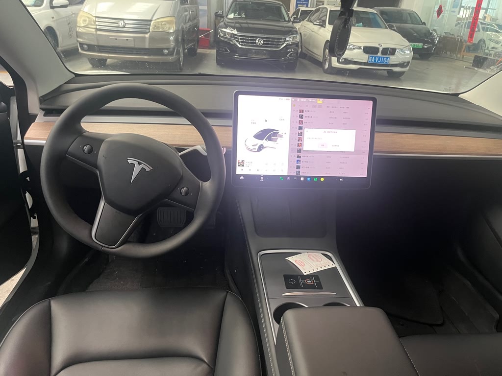 Model 3 2022 Заднеприводная версия