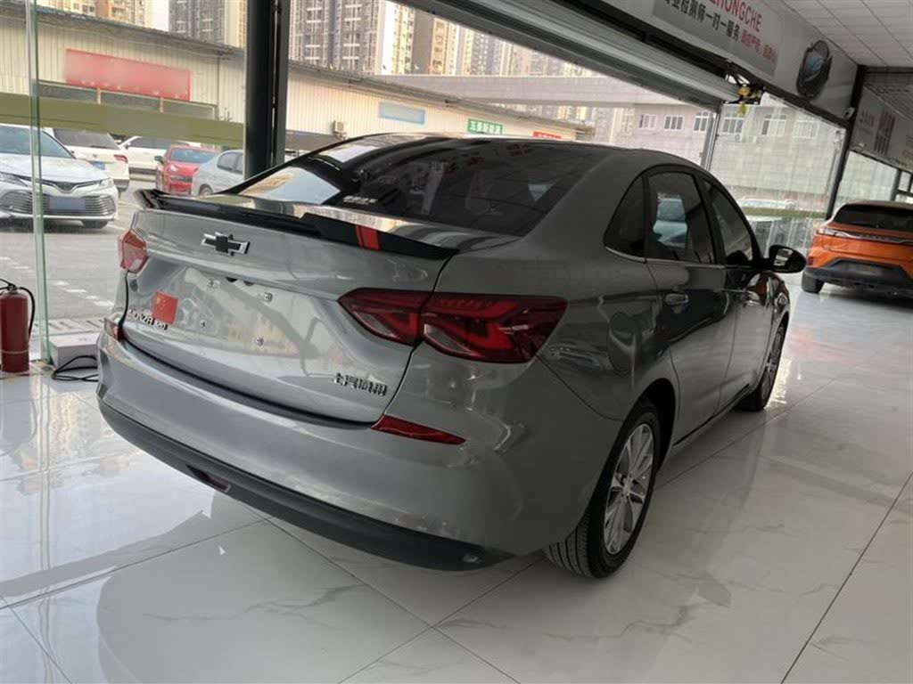 Chevrolet Cruze 2022 320 AT Enjoy Skyroof Edition