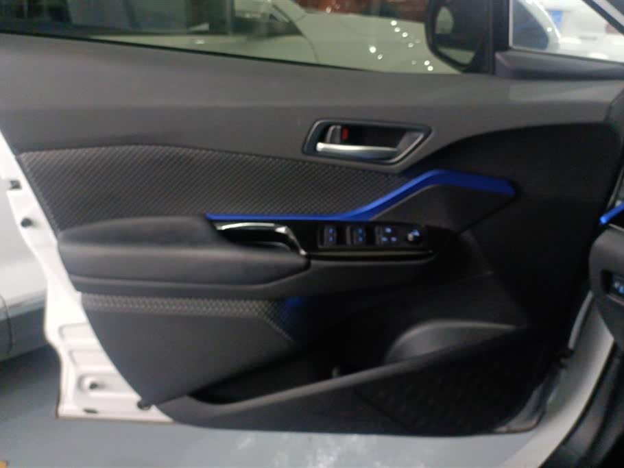 Toyota C-HR 2021 2.0L Luxury