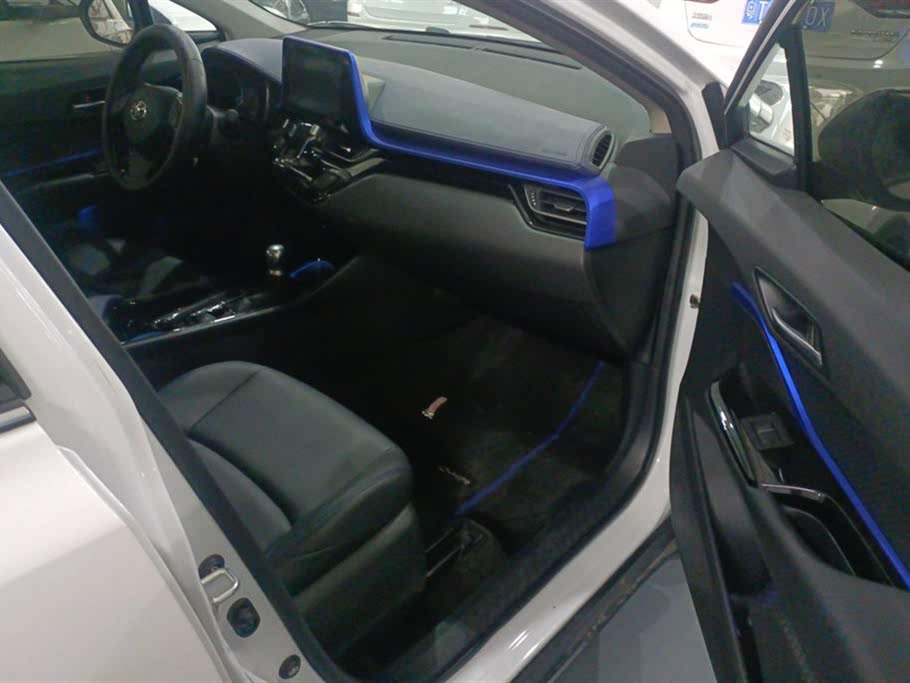 Toyota C-HR 2021 2.0L Luxury