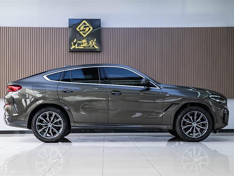 BMW X6 xDrive30i M Sport Package 2021 года