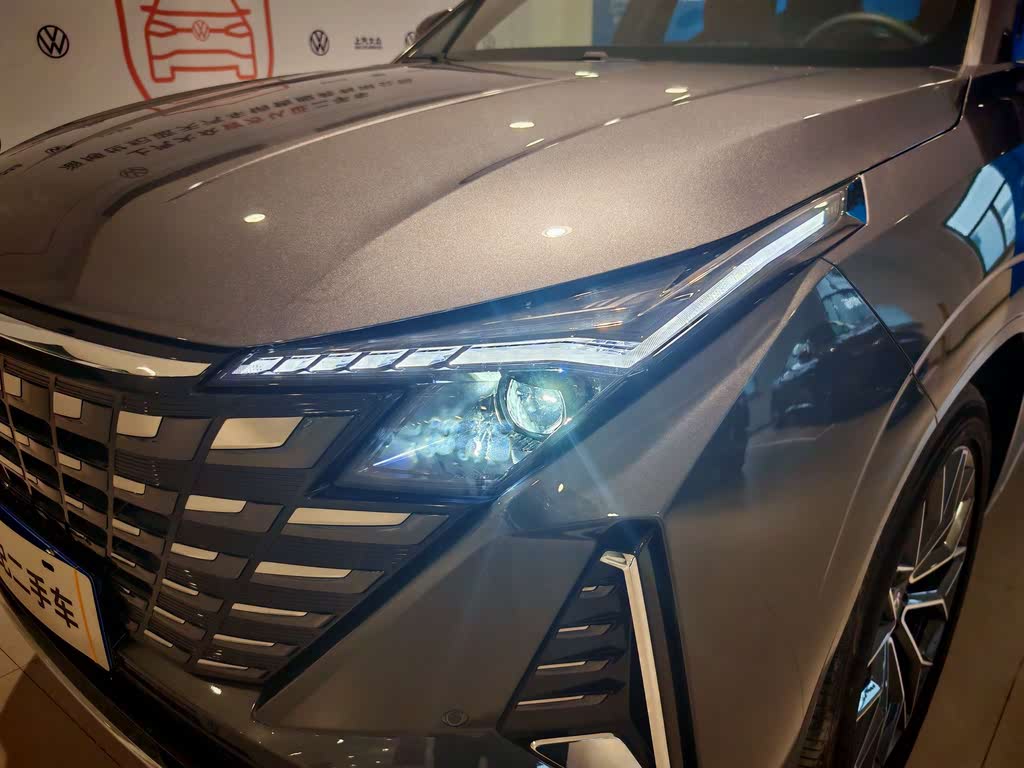 Changan UNI-Z 2025 1.5T Premium