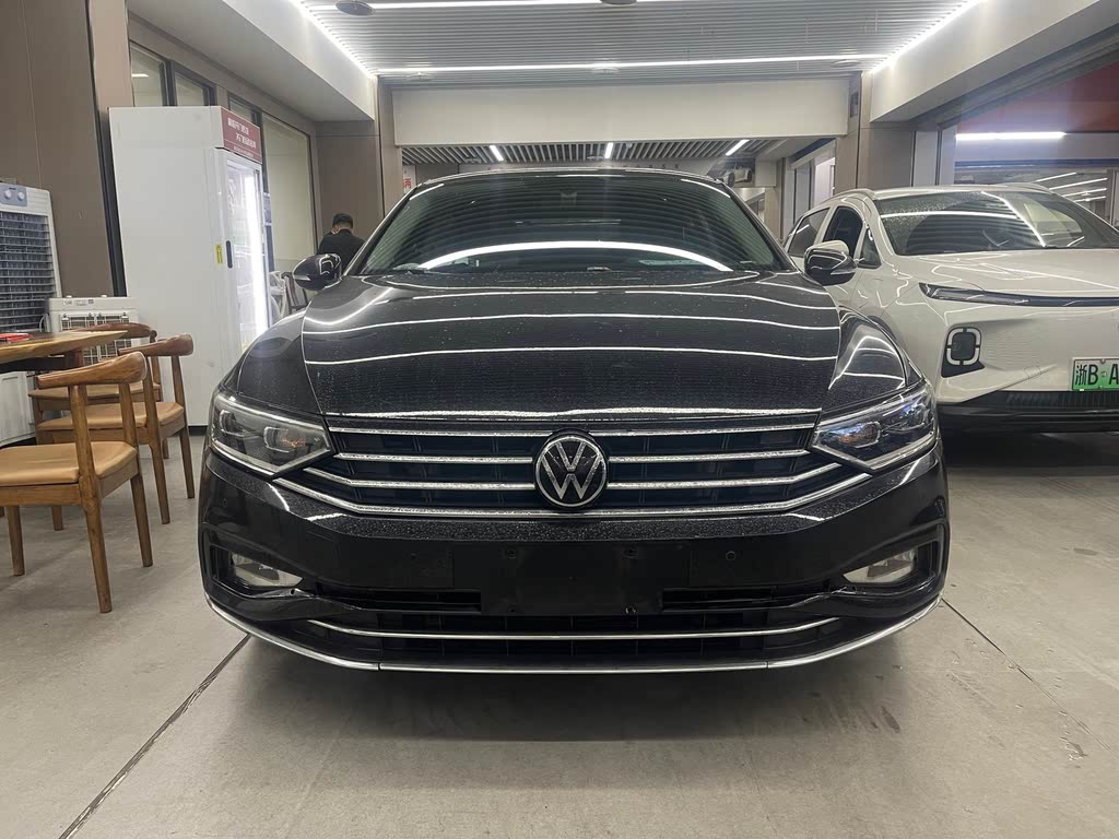 Volkswagen Magotan 2021 330TSI DSG Юбилейная версия, посвященная 30-летию