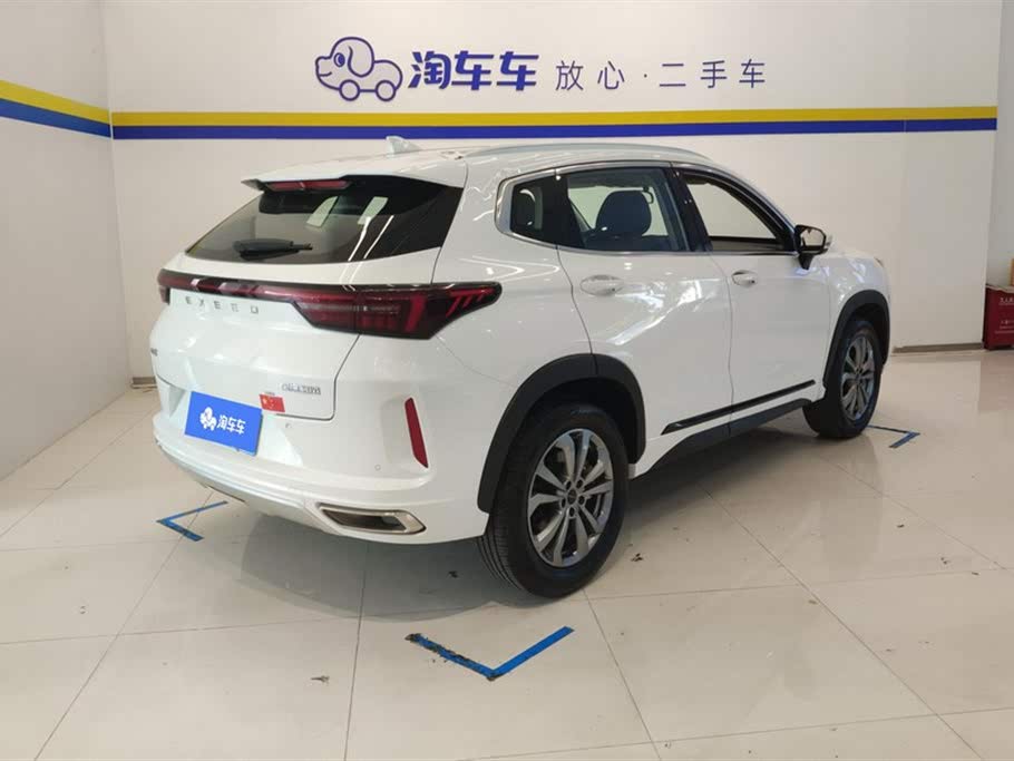 Exeed TXL 2022 модельного года, комплектация "Ветер в парусах", двигатель 1.5T CVT, версия "Всё к лучшему"
