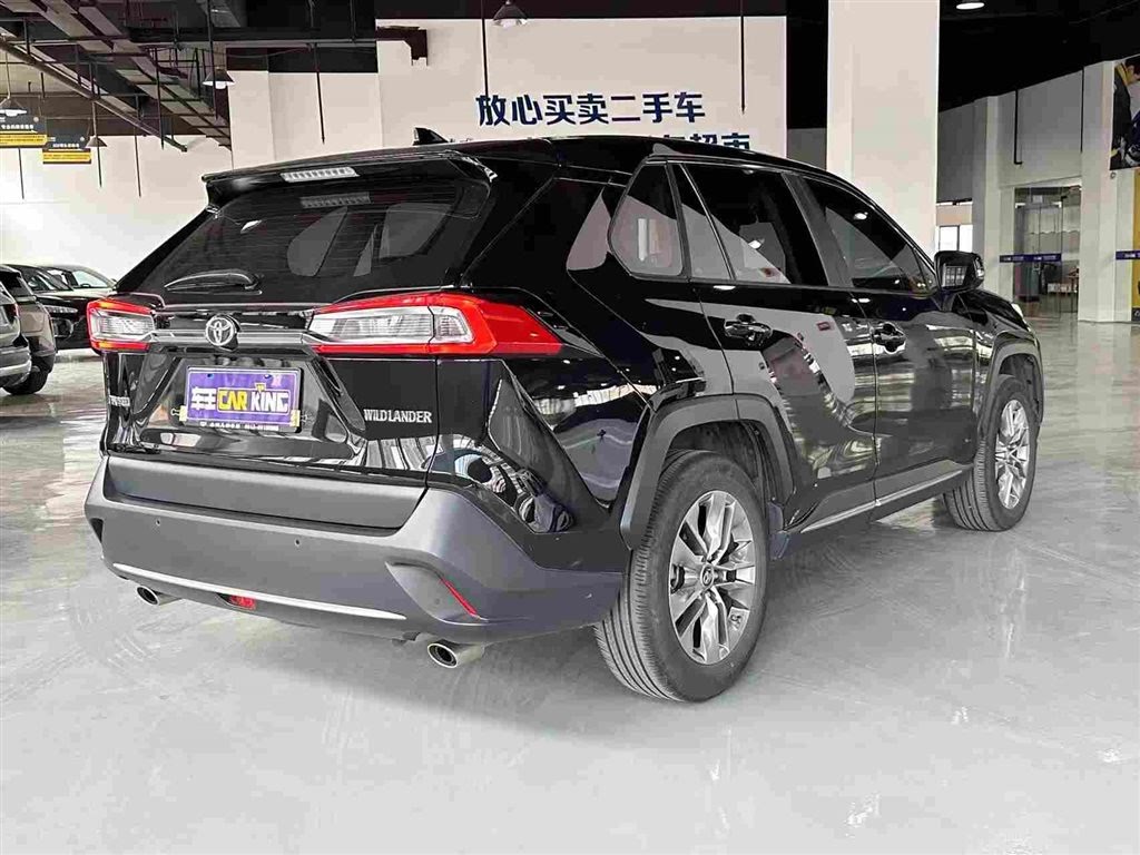 Toyota RAV4 (Harrier) 2022 2.0 CVT 2WD Luxury Plus