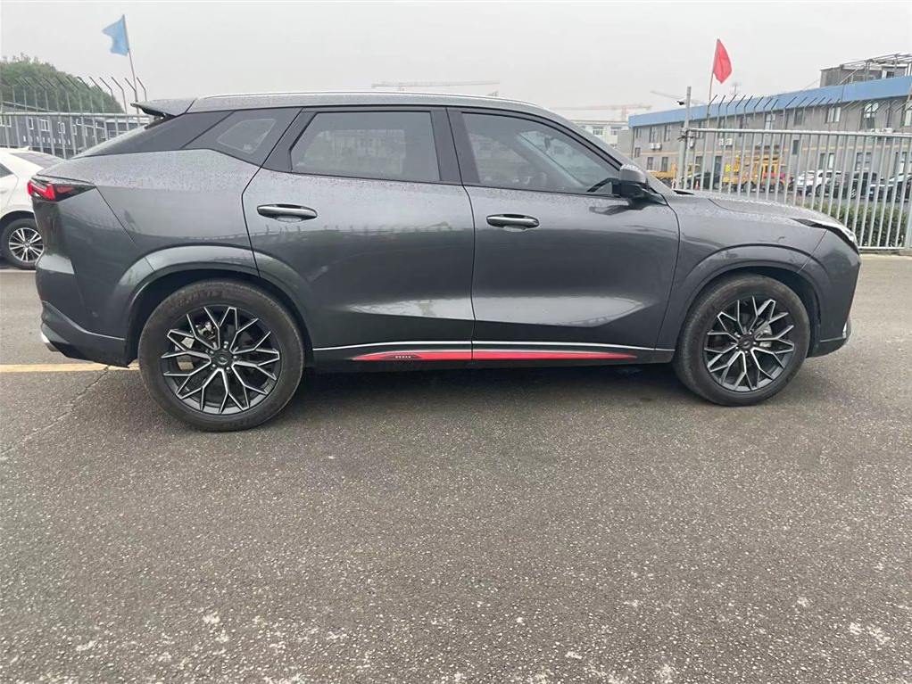 Changan Oshan Z6 1.5T DCT iShare 2022