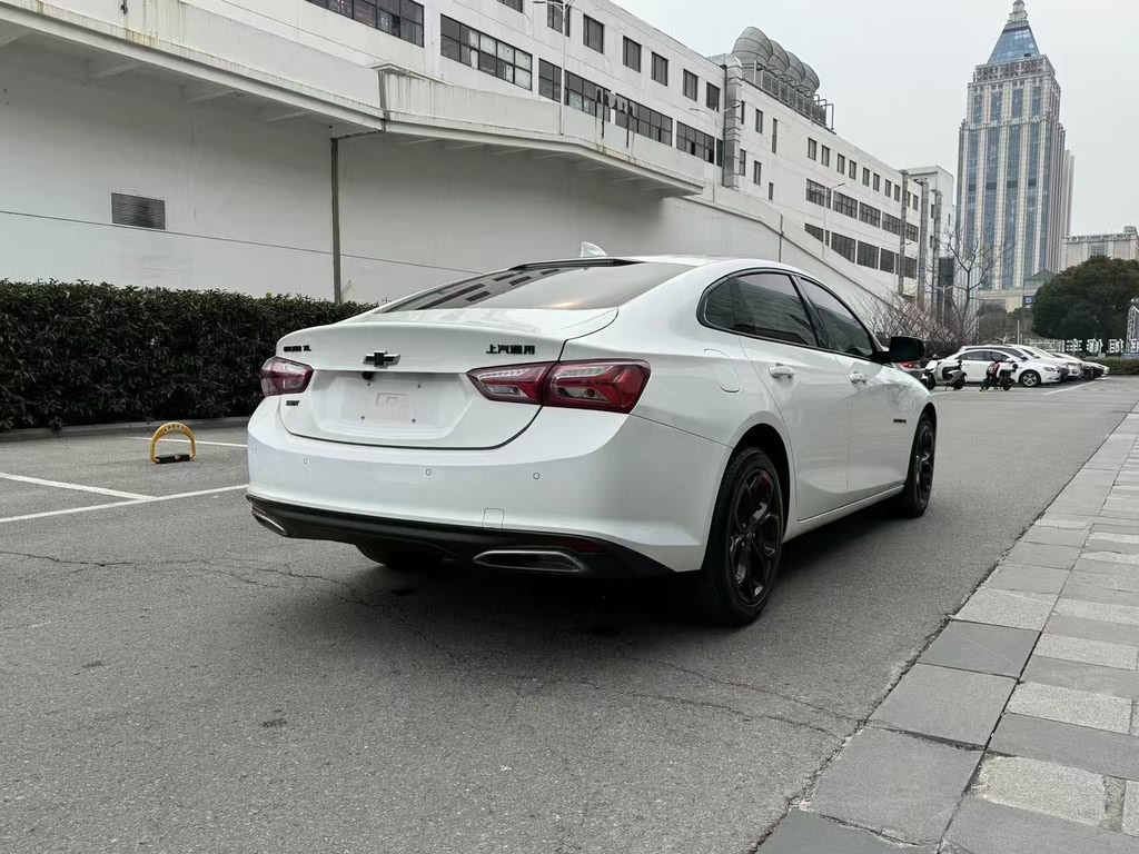 Chevrolet Malibu XL Redline 550T AT