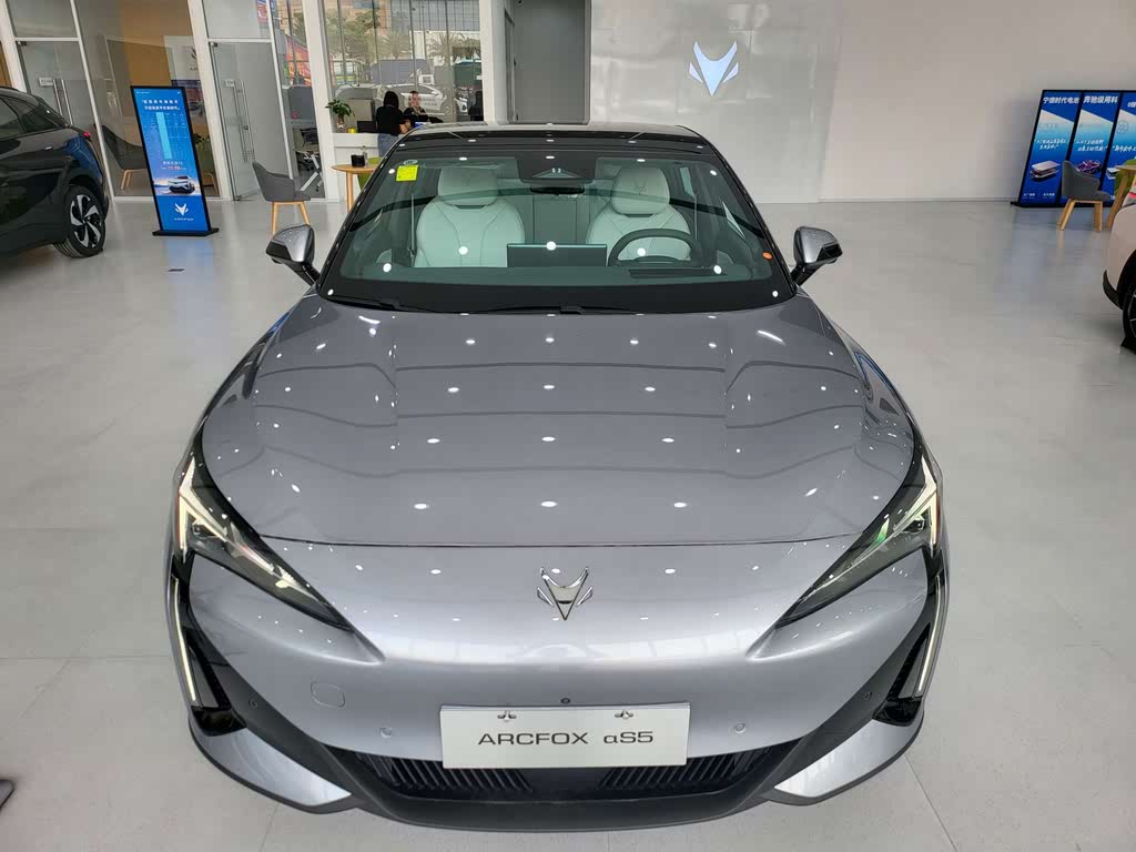 BAIC Arcfox Alpha S5 2025 708MAX 200kW