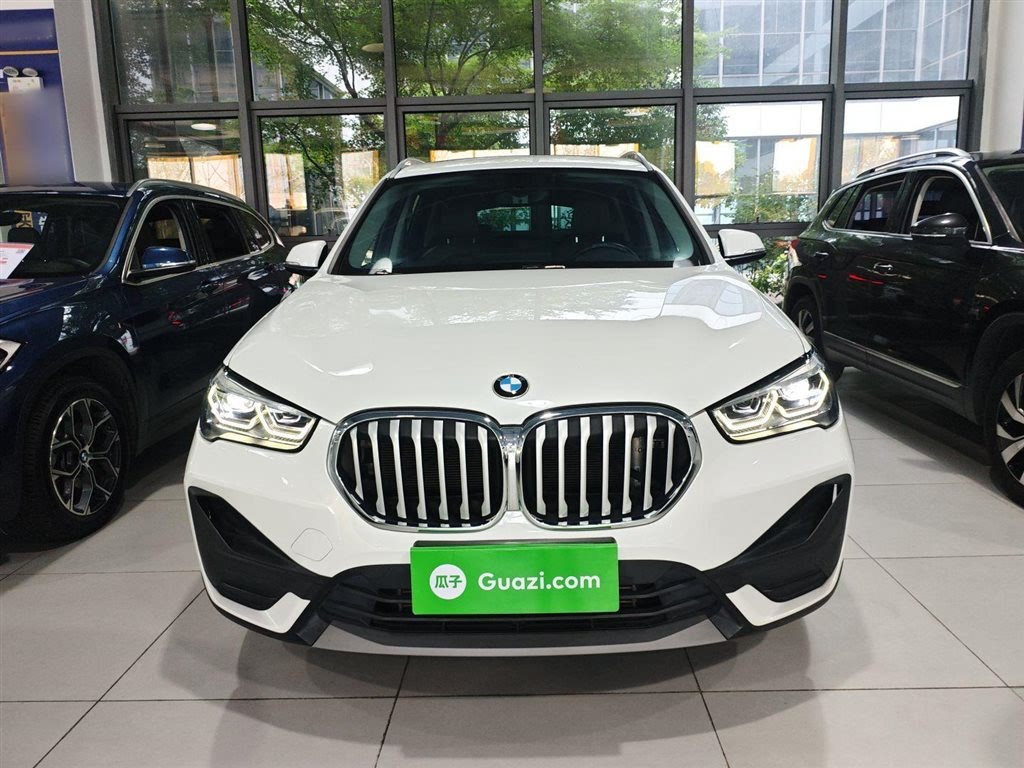 BMW X1 sDrive20i 2021 модельного года, комплектация Fashion.