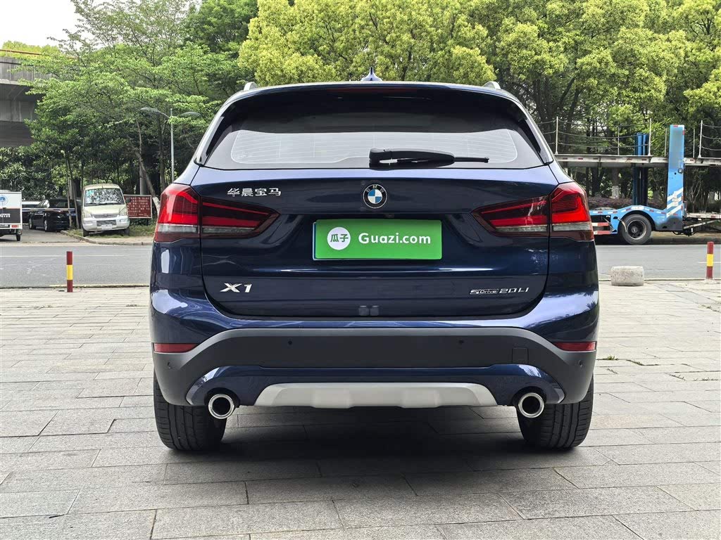 BMW X1 sDrive20Li (G20) 2020 года, комплектация Premium