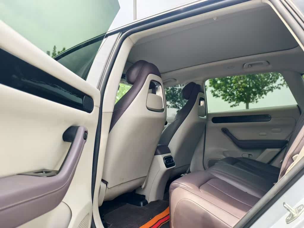 Leapmotor C11 2023 EREV 180 Comfort Edition