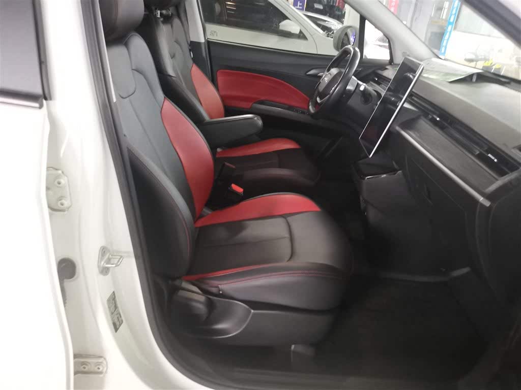Neta V 2021 Standard Range Entertainment Edition