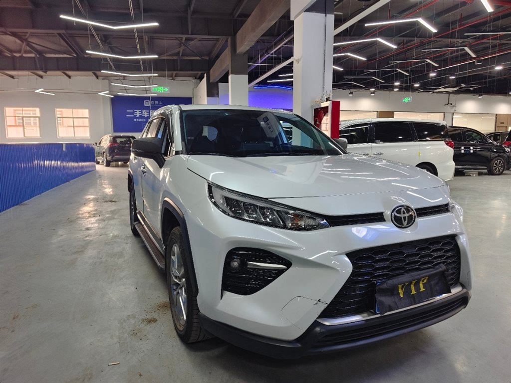 Внедорожник Toyota Highlander 2020 2.0 CVT 2WD Luxury
