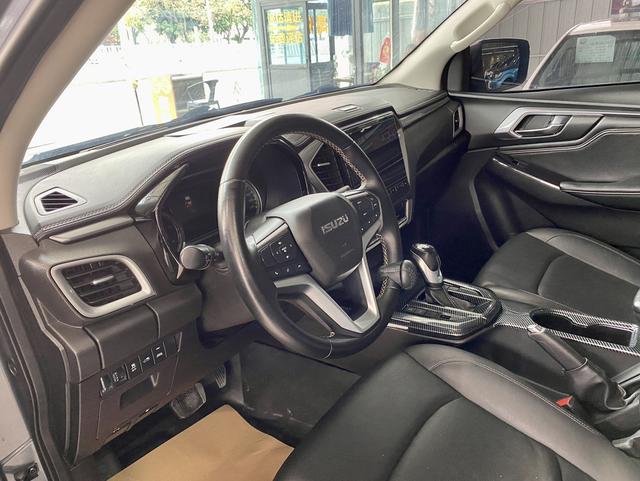 ISUZU D-MAX 2021