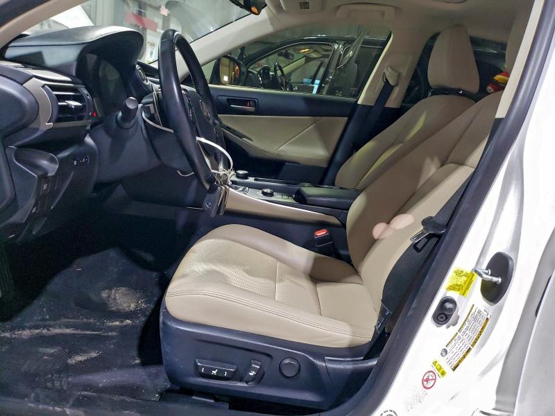 LEXUS IS 300 2017