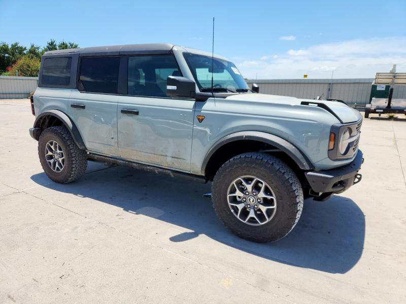 FORD BRONCO BADLANDS 2024