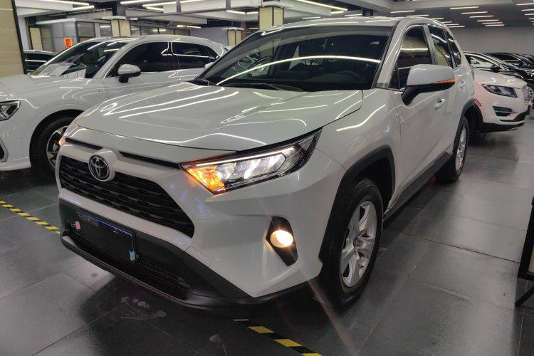 TOYOTA RAV4 2020