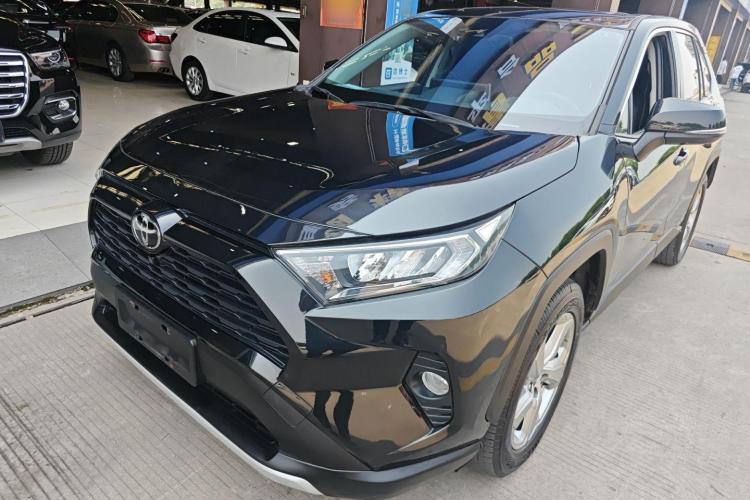 TOYOTA RAV4 2020