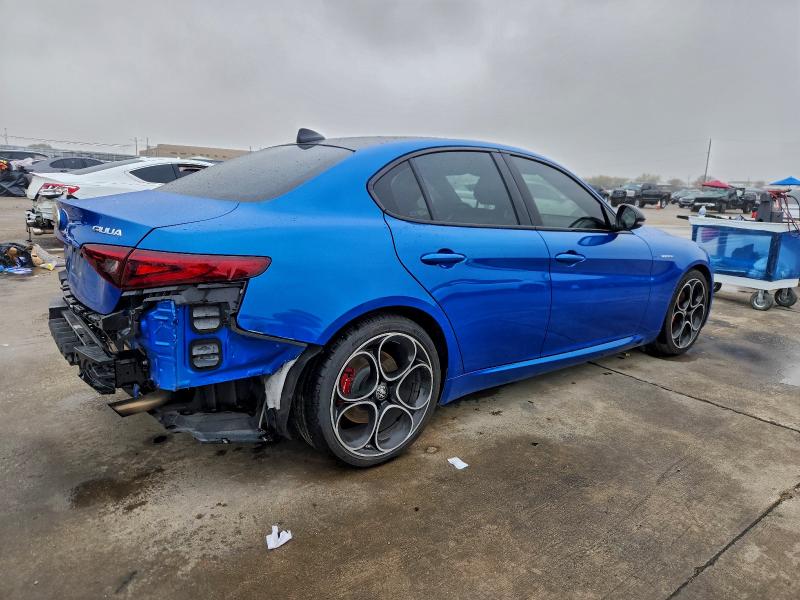 ALFA ROMEO GIULIA TI 2023