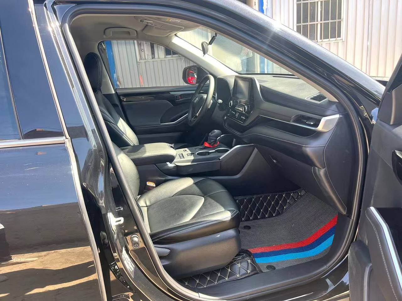 TOYOTA HIGHLANDER HYBRID 2022