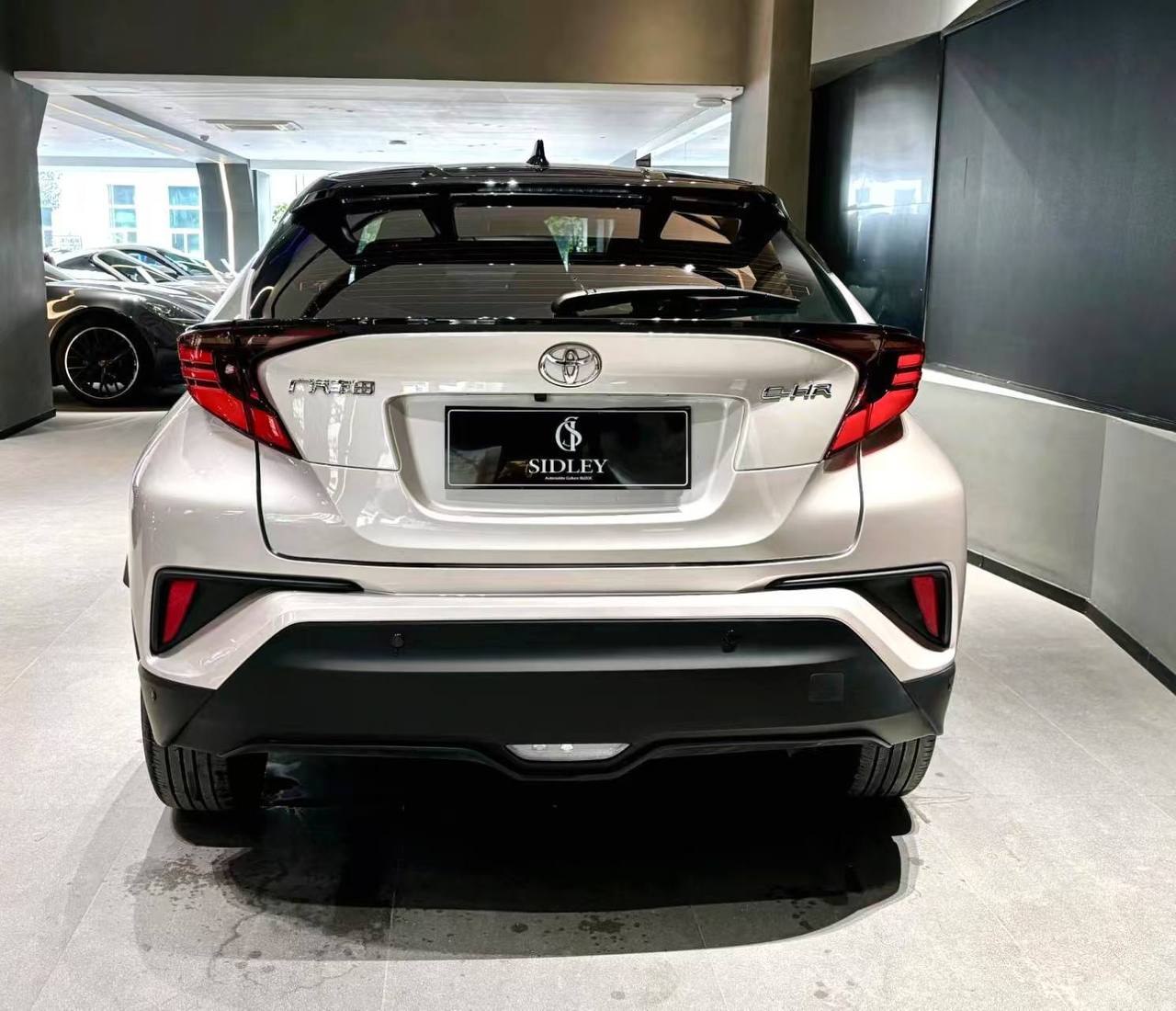TOYOTA C-HR 2021