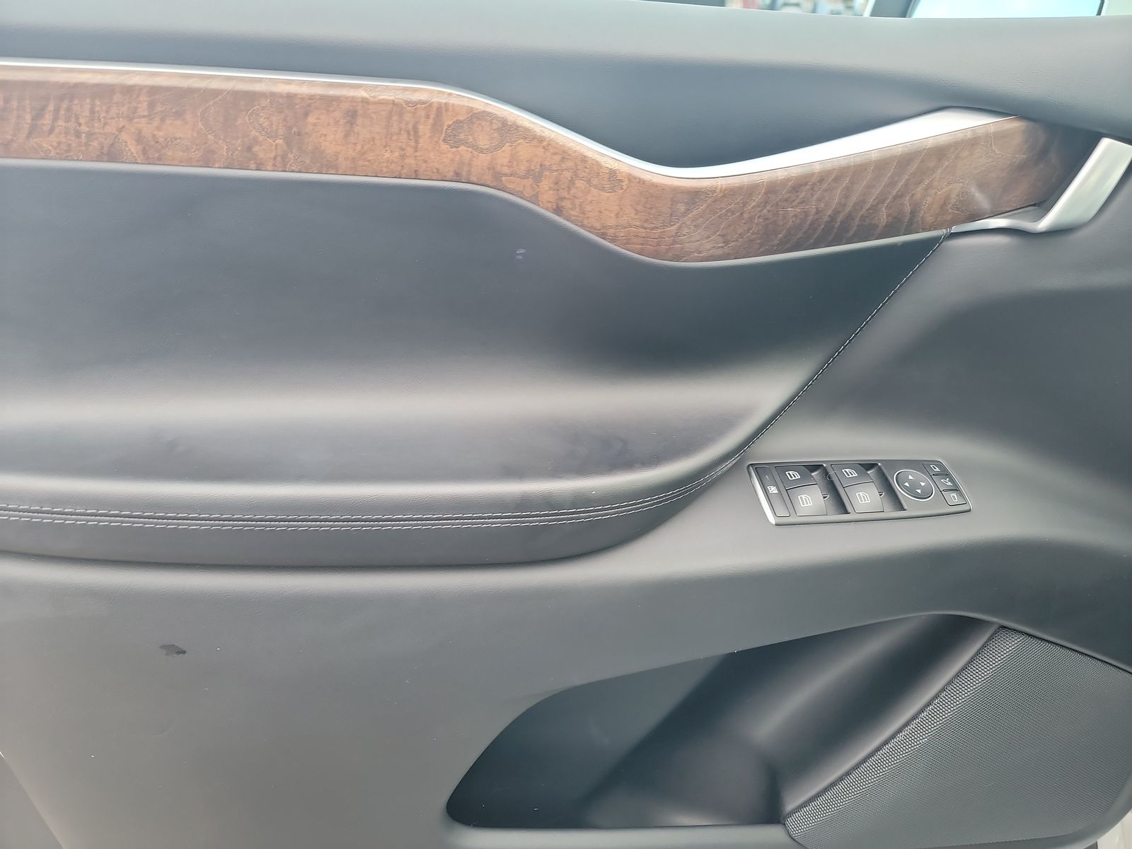 Tesla Model X 75D 2016