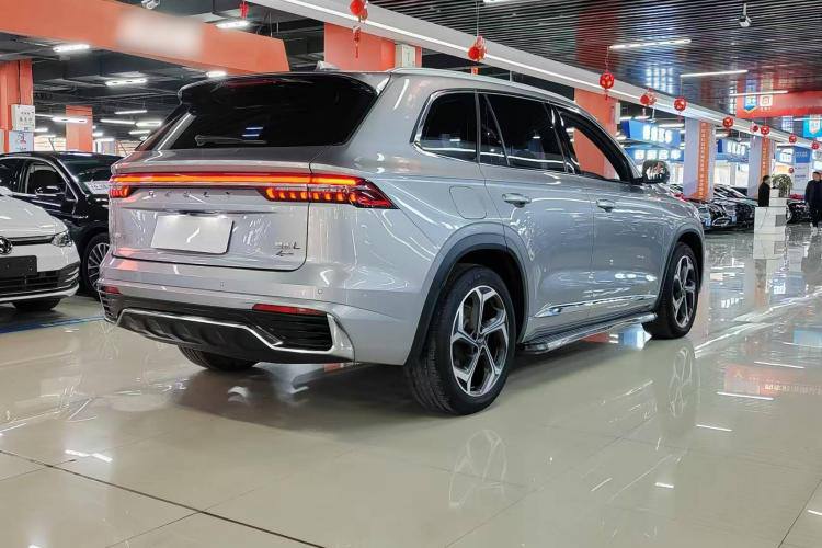 Geely Monjaro 2021