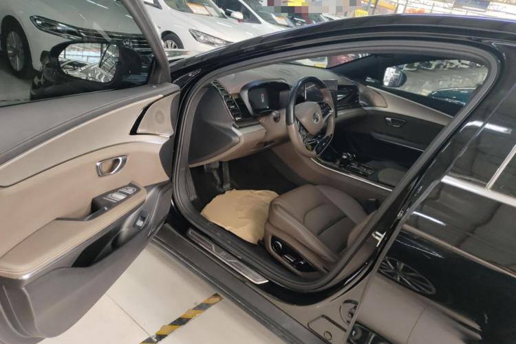 BYD	Han EV 2021