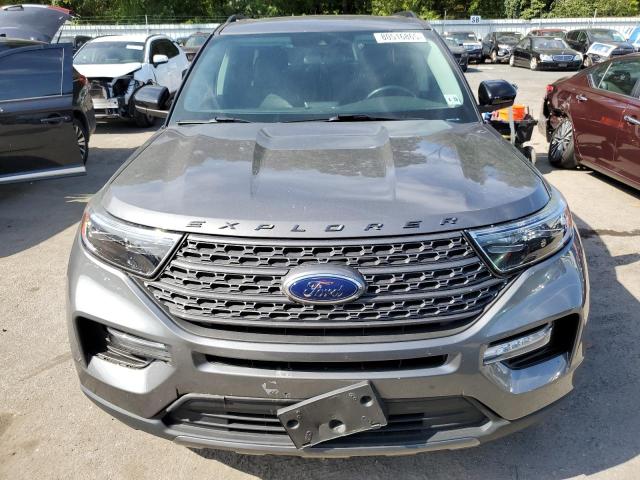 FORD EXPLORER XLT 2023