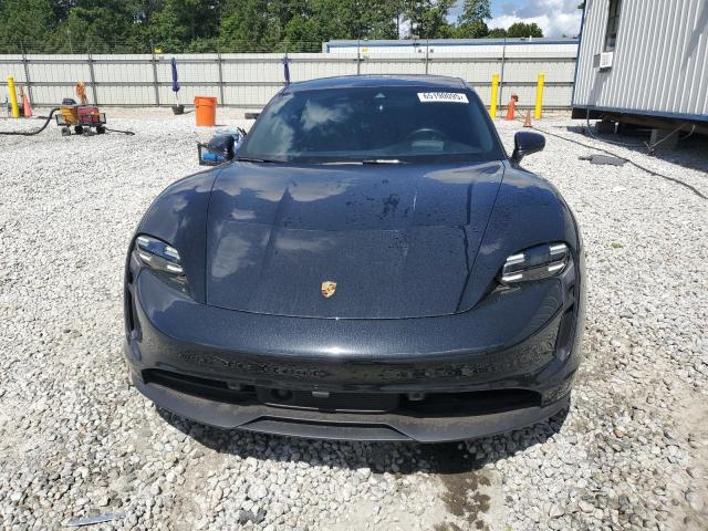 PORSCHE TAYCAN 2021