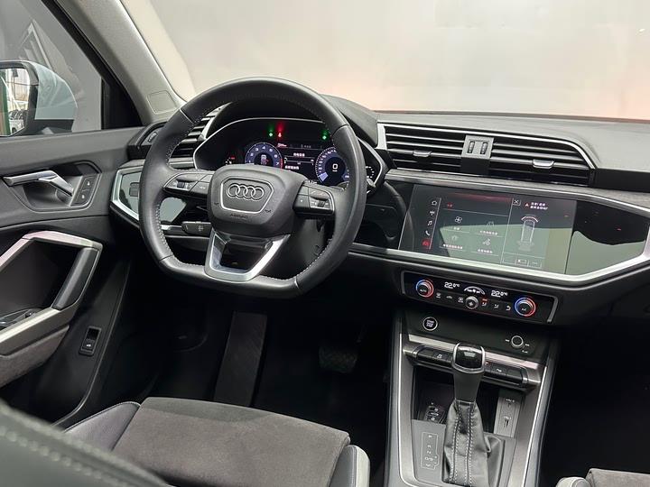 Audi Q3 35 TFSI 2021