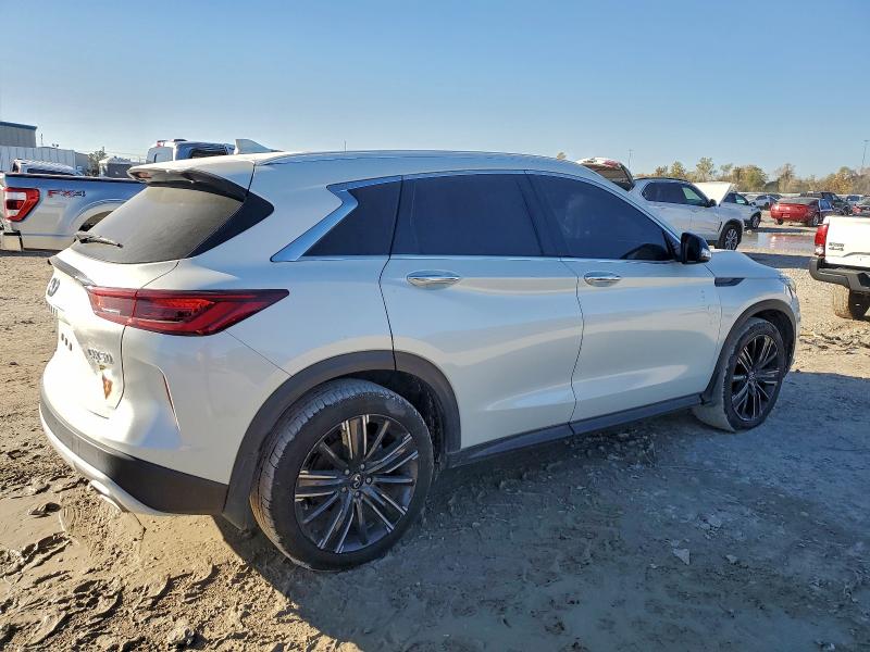 INFINITI QX50 LUXE 2021