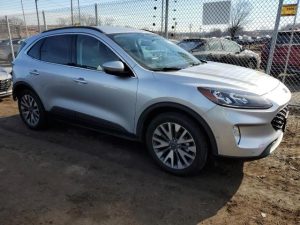FORD ESCAPE TITANIUM 2020