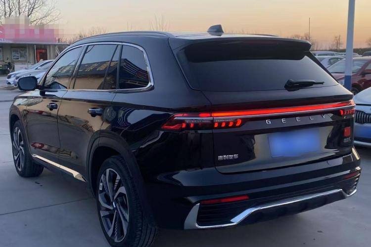Geely Monjaro 2021