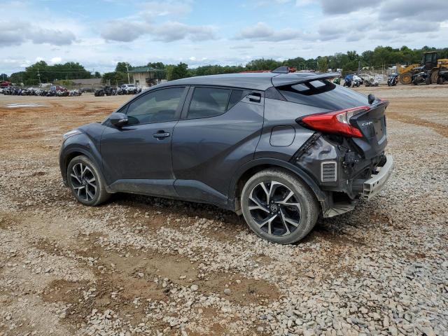 TOYOTA C-HR XLE 2022